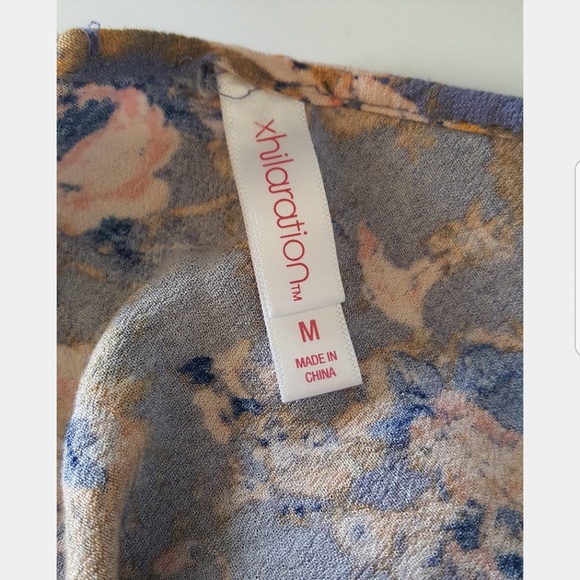 Lace Floral Romper - Picture 5 of 5